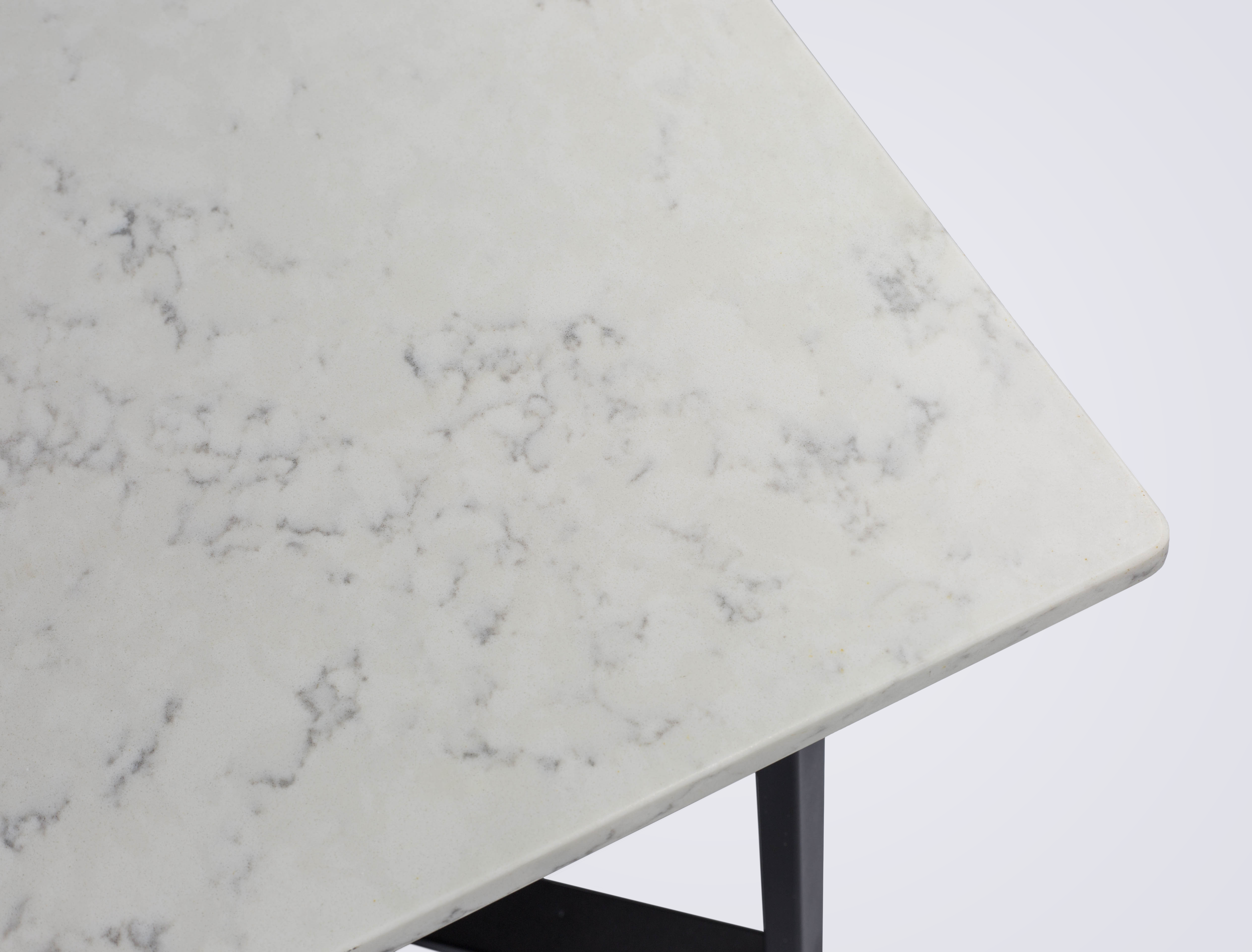 Crevasse Muro Quartz Coffee Table