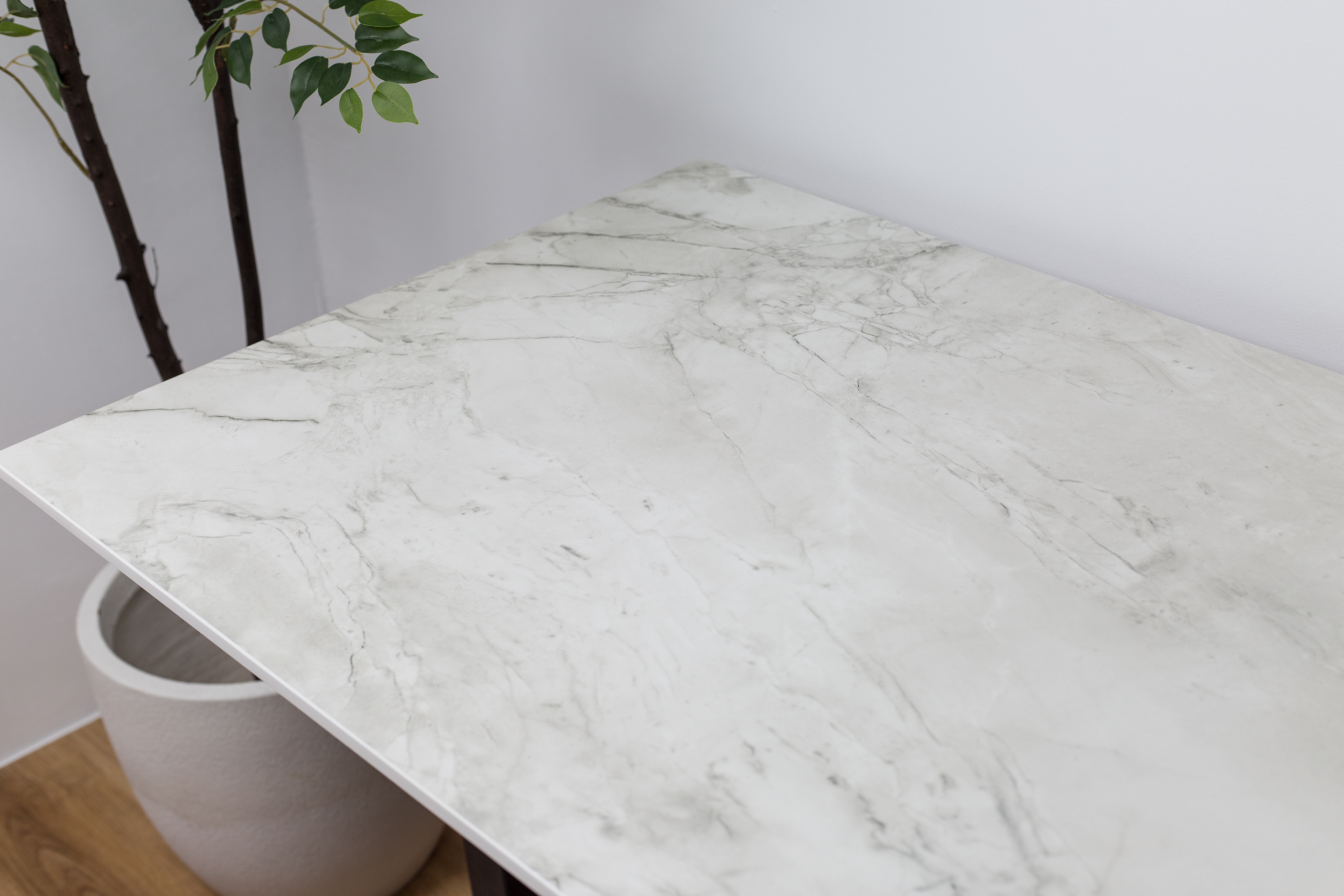 Portum Sintered Stone Standing Desk