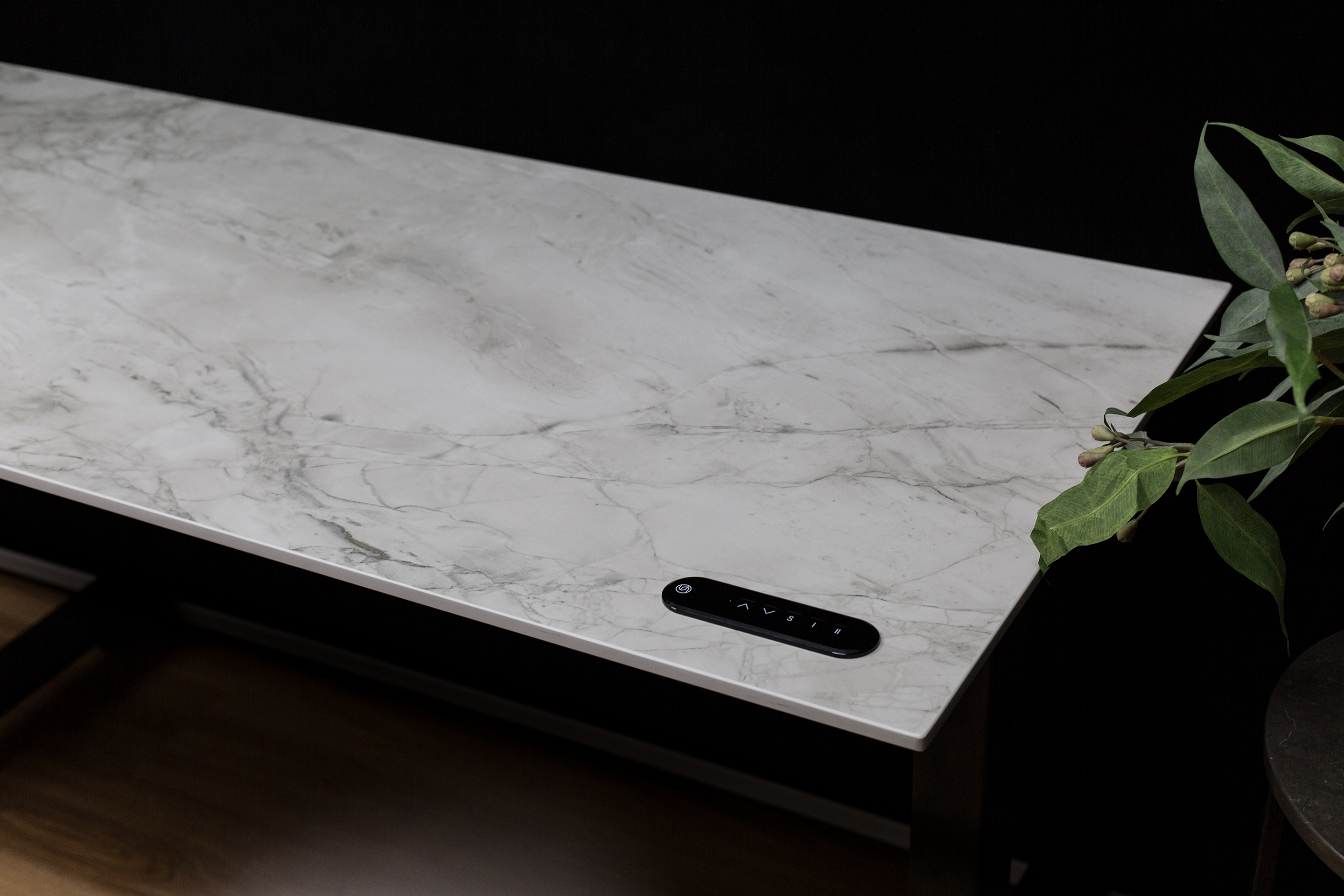 Portum Sintered Stone Standing Desk