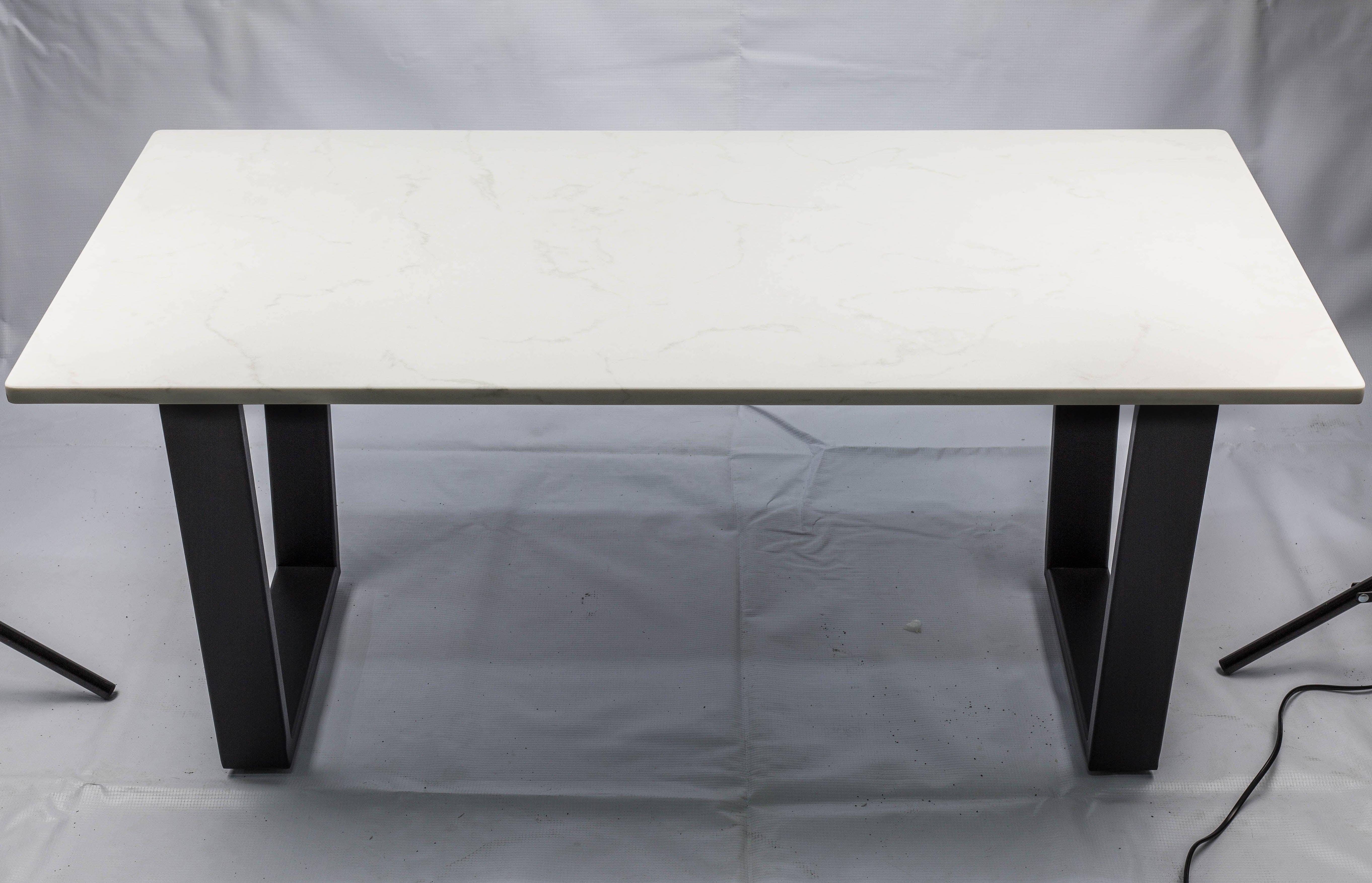 Quartz Dining Tables