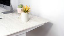 Load image into Gallery viewer, LYRA Standing Desk