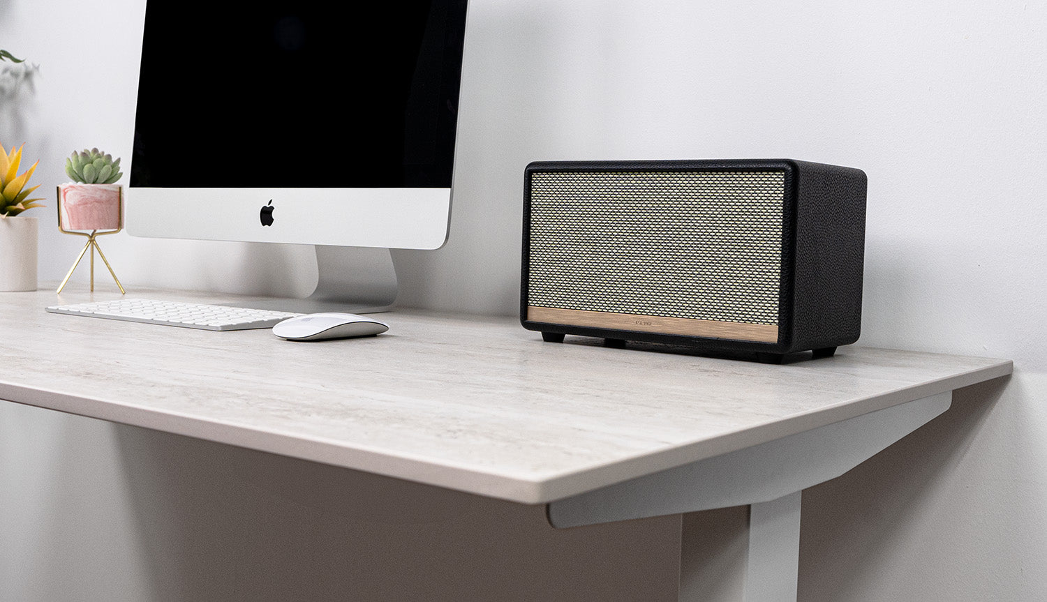 LYRA Standing Desk