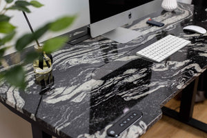 ICONIQ Standing Desk Hero