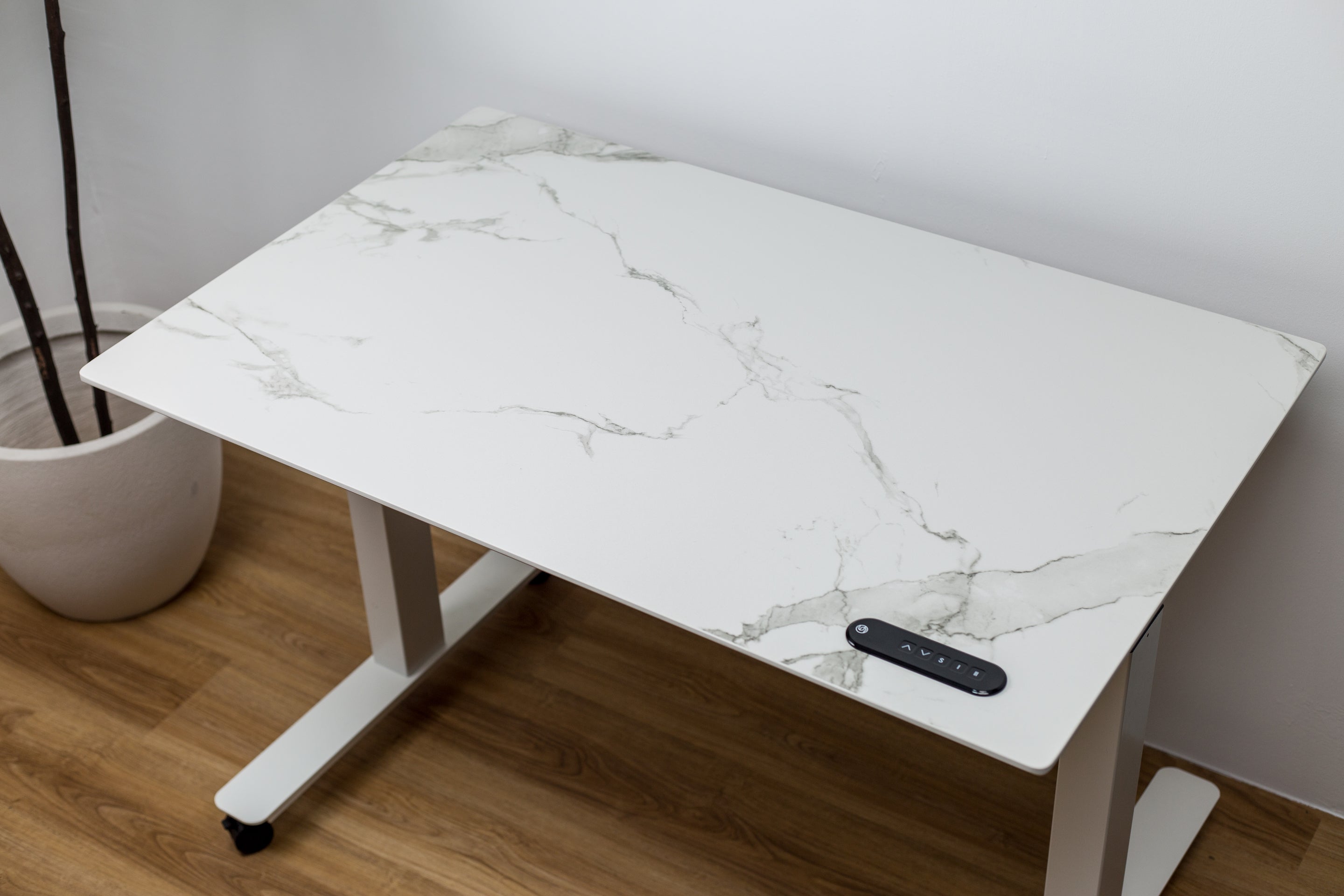 Aura15 Sintered Stone Standing Desk