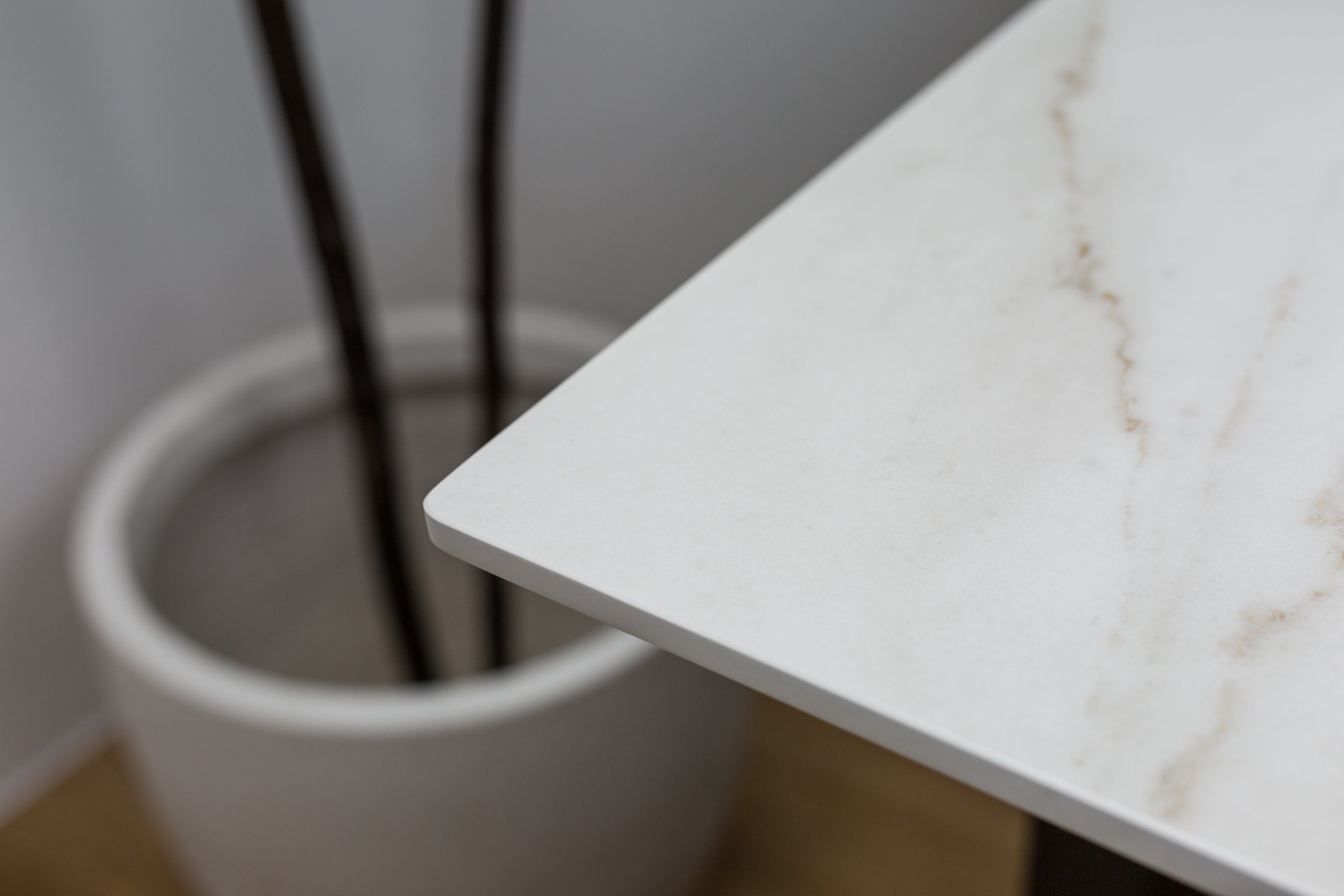 Rem Sintered Stone Standing Desk