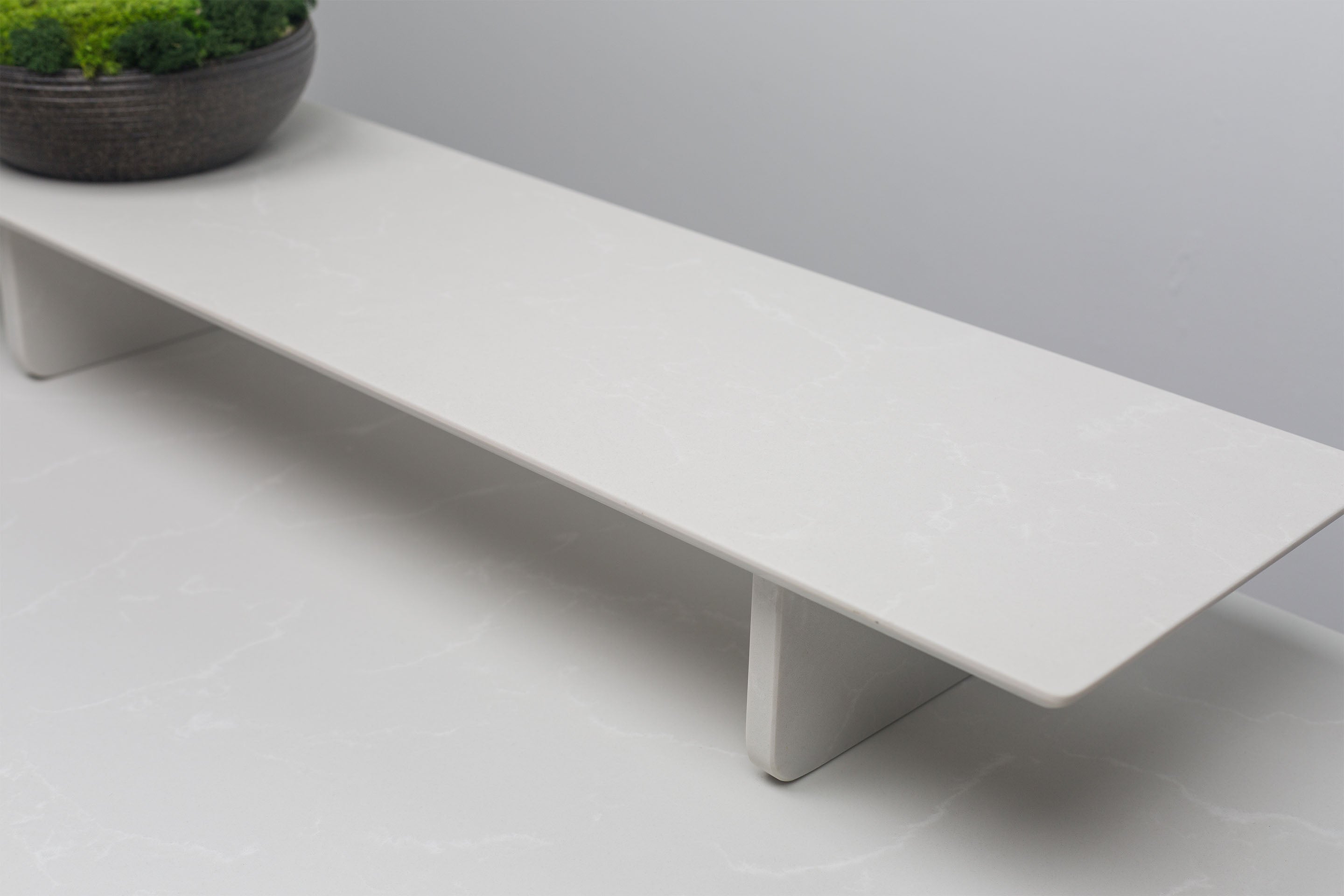 Velare Fila Quartz Desk Shelf